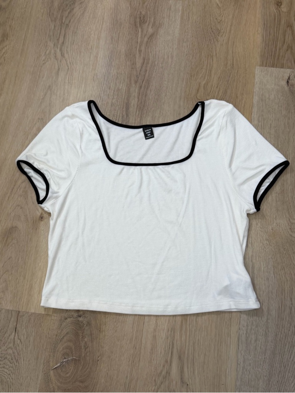 SHEIN Curve Cropped White Tee with Black Trim